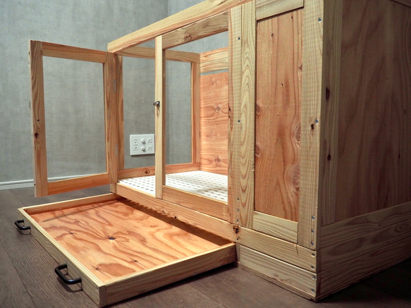 インテリアにとけこむ ハンドメイド 無垢材ペットゲージ　サークル　動物　フェレット　チンチラ 新型 ふくろう用輸送箱（キャリーケース） 「Owl shipping box」Sサイズ　猛禽 H2672067646(20400円)