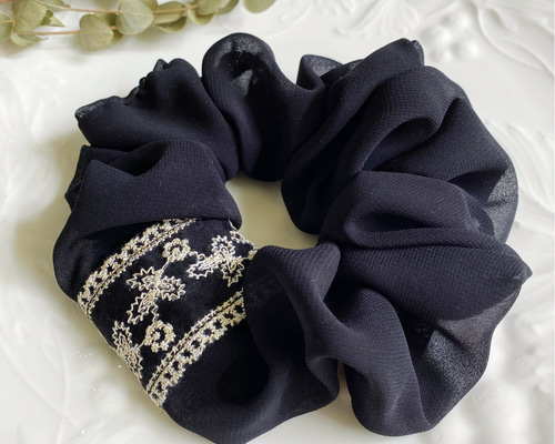 SHUSHUTONG×Yvminリボンカチューシャ未使用　お値下げしました！ SHUSHUTONG×Yvminリボンカチューシャ未使用 お値下げしました