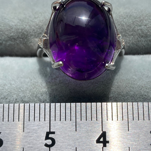 迫力の大粒 バフトップカットアメジスト 紫水晶 ロジウムコーティング 