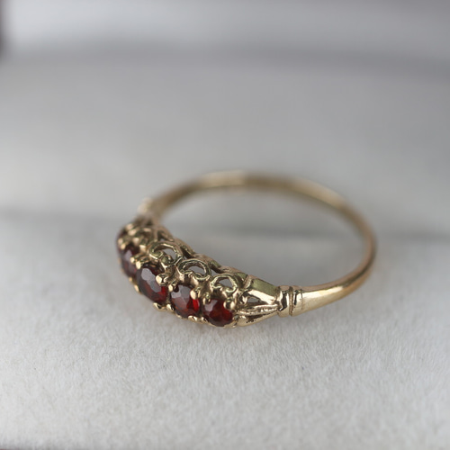 ゴールド リング 指輪 英国 レディース ガーネット ビンテージ 鑑定付 J73 ゴールド リング 指輪 英国 レディース ガーネット ビンテージ 鑑定付
