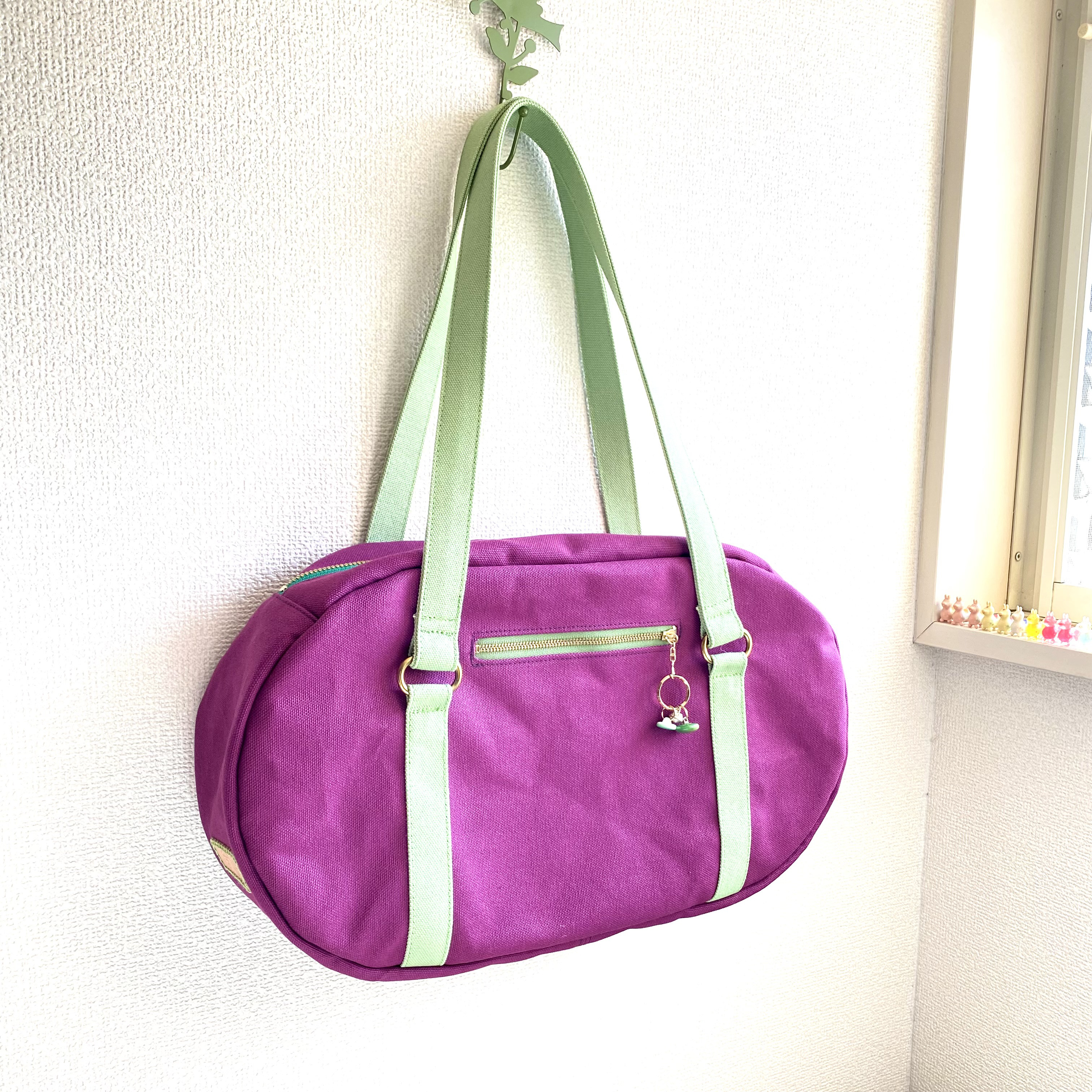 だ円型のボストンB a g   ぶどう色