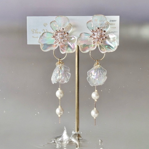 クリアオーロラのフラワー×花びらパールゆらゆら2way大ぶりイヤリング 