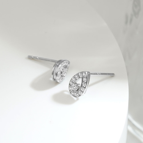 ラディアントドロップピアス J-E240607（4週間発送） ピアス（スタッド  