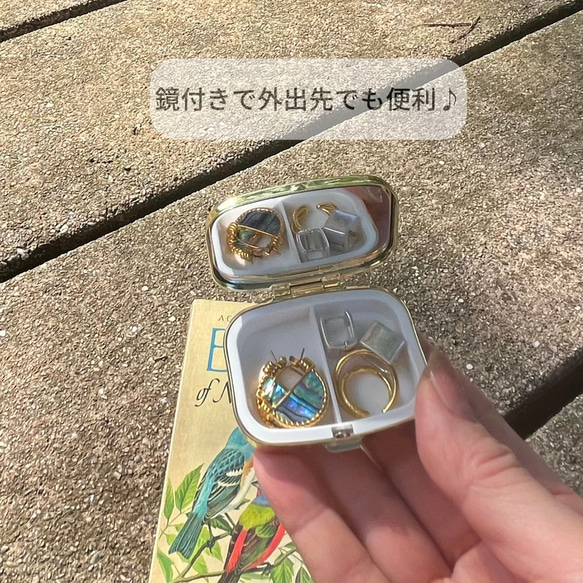 〔ピルケース〕おしゃれでかわいい！持ち運びしやすい外国切手のケース（チェコ　ヒョウ）ラッピング無料！プレゼントにも 4枚目の画像