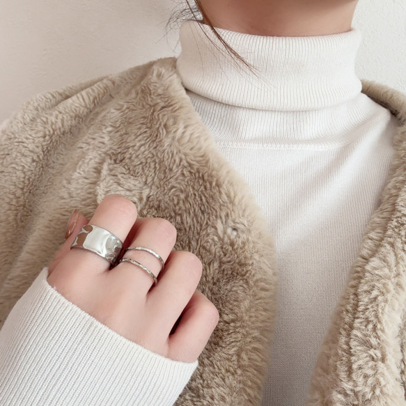 フリーサイズ◆重ねづけ風リング×ボリュームリング（ゴールド）/サージカルステンレス　指輪+フリーサイズ　春 金アレ対応 8枚目の画像