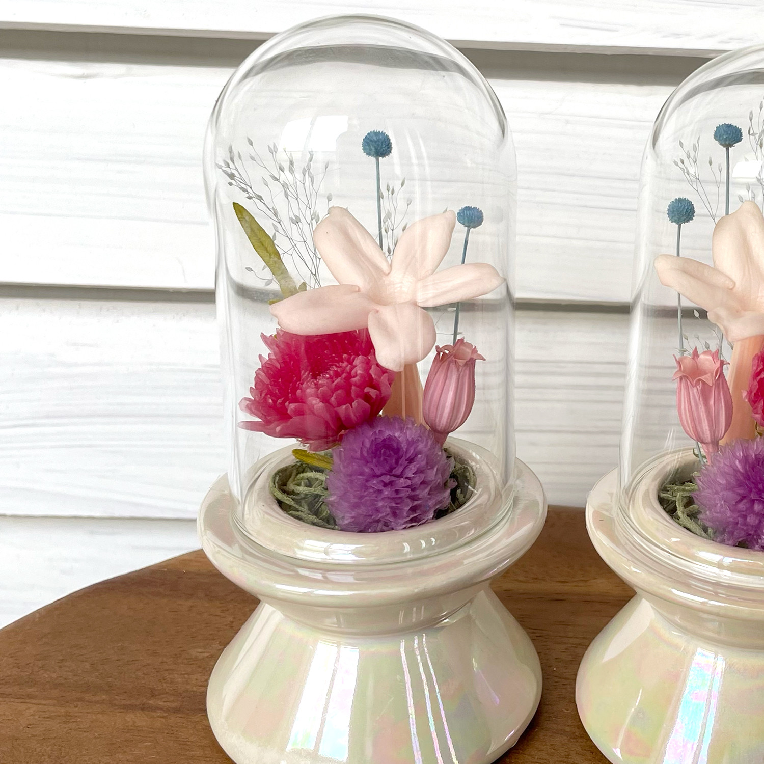 プリザーブドフラワー仏花　お供えの花　花器付一対　タッセル付き　胡蝶蘭 プリザーブドフラワー仏花 お供えの花 花器付 一基 プリザーブド