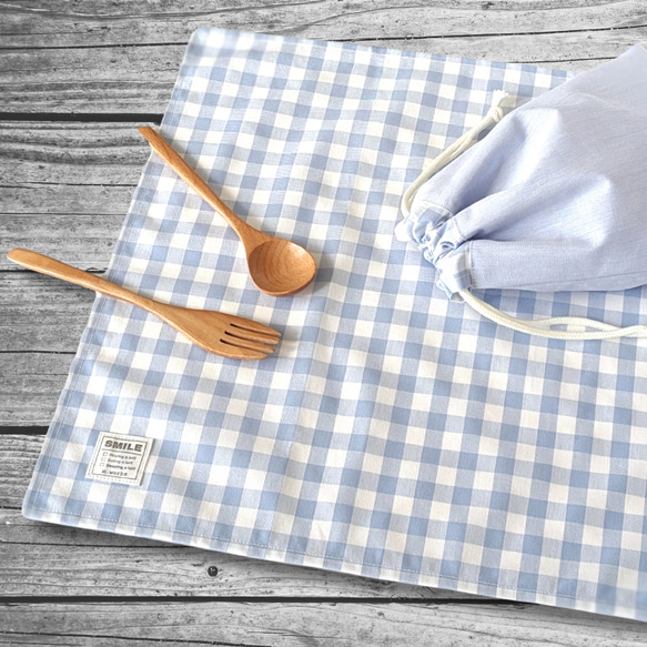 サイズが選べてシワになりにくい給食袋・ランチョンマットのセット