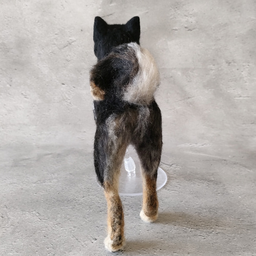 ハンドメイド　羊毛フェルト　リアル　黒柴　柴犬　インテリア　置き物　犬 ハンドメイド 羊毛フェルト リアル 黒柴 柴犬 インテリア 置き物