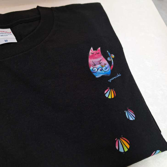 Tシャツ 猫 デザイン 「ニャンとも心地よい」 黒 白 ネイビー アイボリー tシャツ ｔしゃつ ブラック ホワイト 2枚目の画像