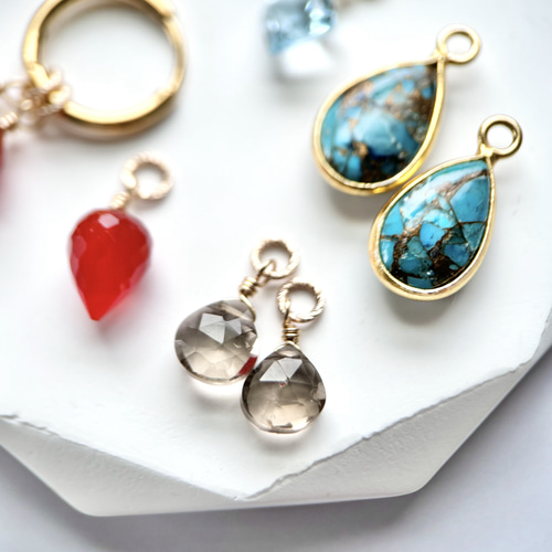 夏の福袋2024】選べる夏色チャーム4点＆フープピアス(イヤリング)B