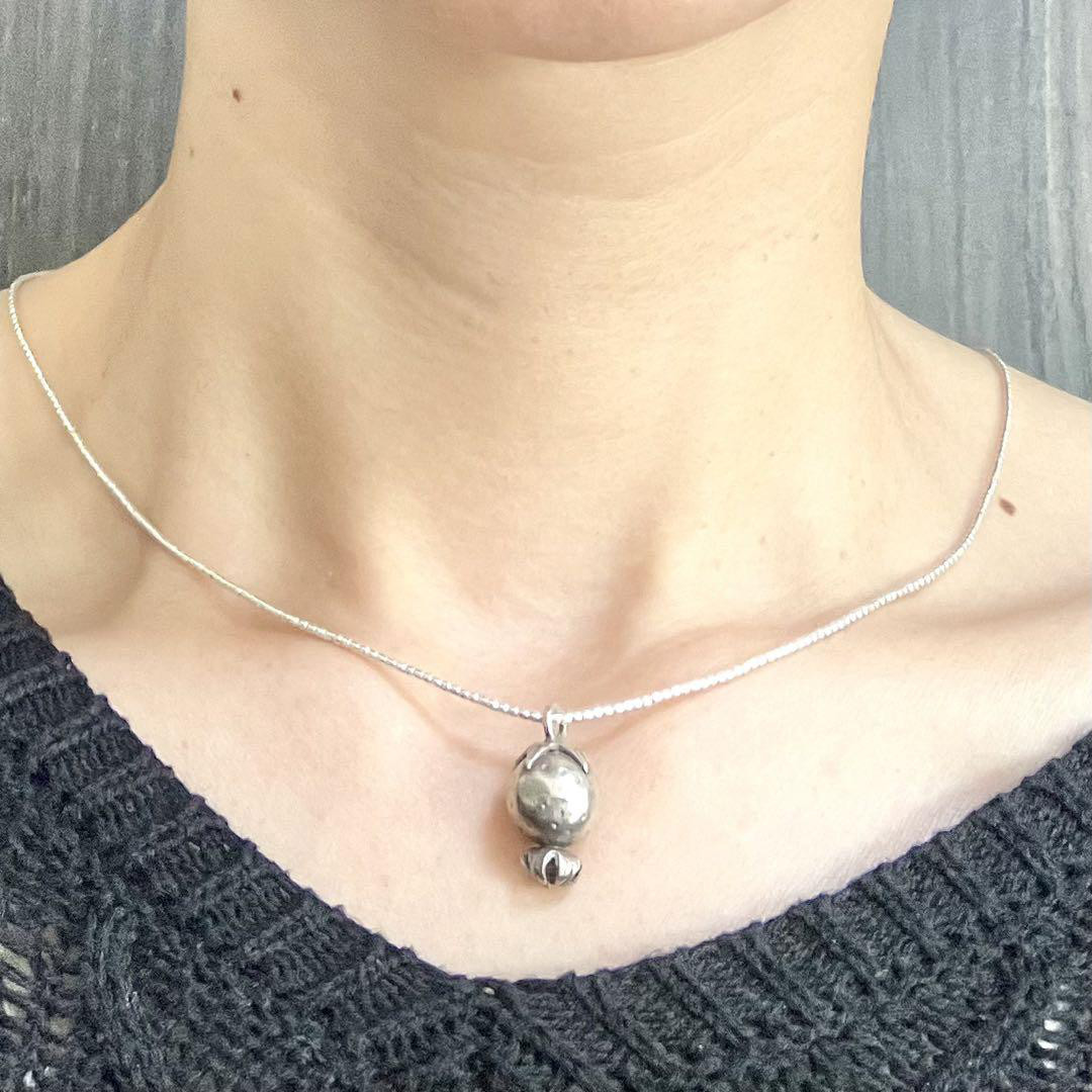 【1点限り】カレンシルバーの果物（野菜）トップ付きネックレス　長さはオーダーで