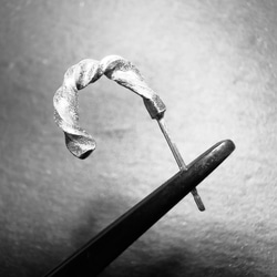 フープピアス　ねじねじ　silver925 2枚目の画像