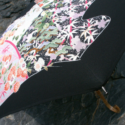 着物リメイク日傘＊黒留袖の着物から作った日傘, Kimono