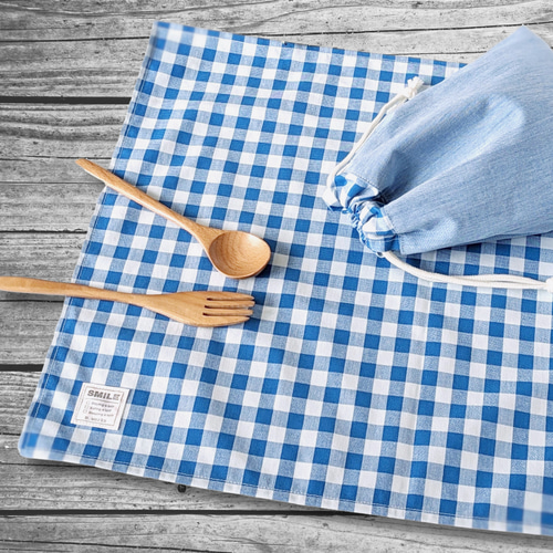 ★速乾★　お名前刺繍巾着　ノーアイロンOK　給食袋　ランチマット＊hana＊様 ☆速乾☆ お名前刺繍巾着 ノーアイロンOK 給食袋 ランチマット＊