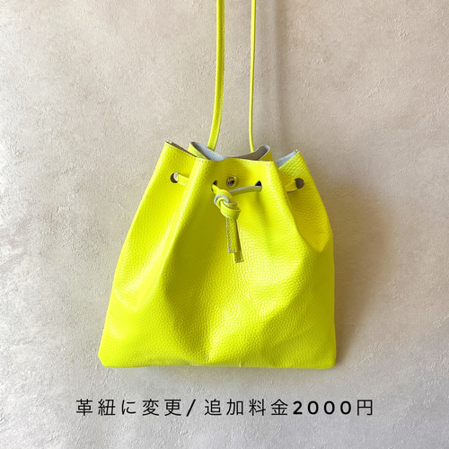 一枚革 巾着 ショルダー バッグ 本革 レザー クロコダイル 水色 アイス