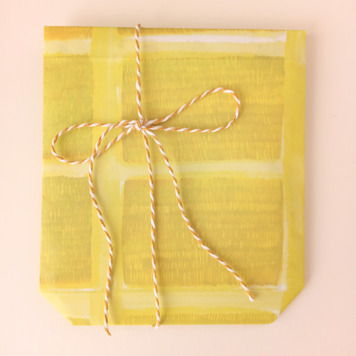 日本製 ハンカチ スクエアサイズ さんかく柄 ミニサイズ シルク