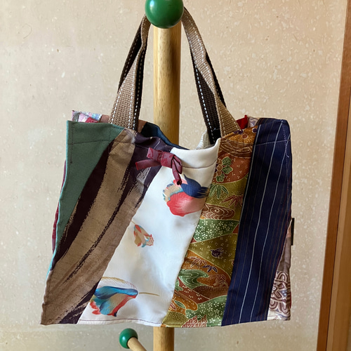 トートバッグ ハンドメイド 着物リメイク 和柄 ちょうどいい