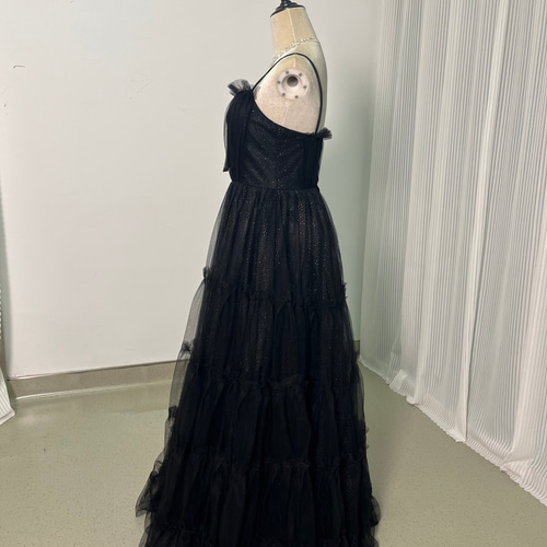 送料無料！人気上昇 パーティードレス 黒 キャミソール ソフトチュール  