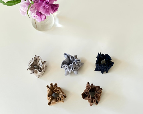 ﾏﾙｼｪで好評 シュシュ(一重) スッキリとゴムをかくす 使いやすい5色