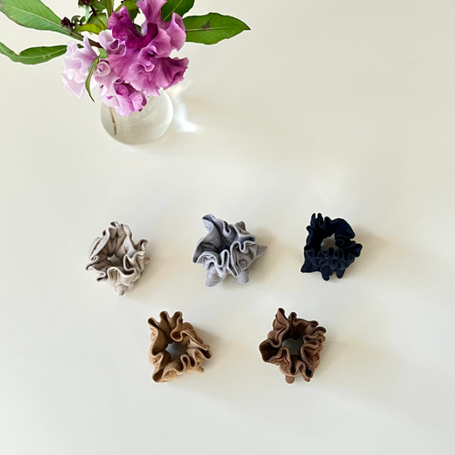 ﾏﾙｼｪで好評 シュシュ(一重) スッキリとゴムをかくす 使いやすい5色