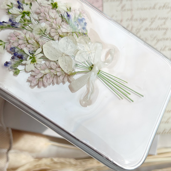 好きな雰囲気を身に纏う ピンク ブーケ 押し花スマホケース 【ハイブリッドケース対応可】全機種対応 5枚目の画像
