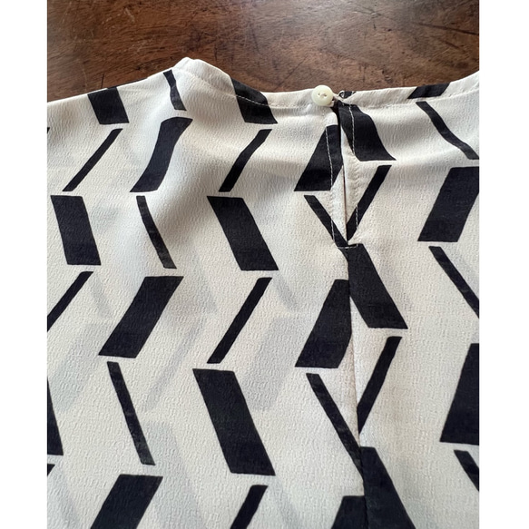 RATA❤️選擇你的長度❤️ML 是均碼❤️一件式成人上衣❤️有吸引力的絲滑材料❤️ 第8張的照片