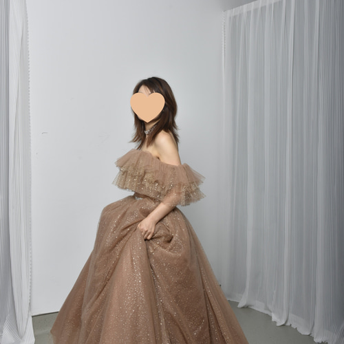 送料無料！豪華！ カラードレス ベージュ キラキラグリッターチュール