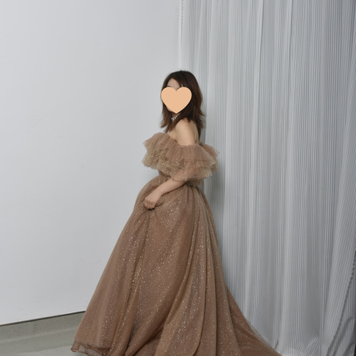 送料無料！豪華！ カラードレス ベージュ キラキラグリッターチュール