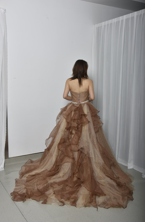 グリッターフリルカラードレス