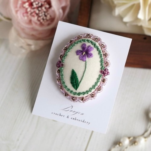スミレのクラシカル刺繍ブローチ ブローチ Buugen 通販 17954918