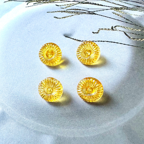 1個 チェコ 14mm ヴィンテージガラス ボタン 花 フラワー デイジー 