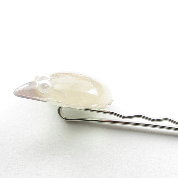 高速道路の片隅でクォーツ眠るネコは、今日も平和です♪<1点ものヘアピン>HP192 4枚目の画像