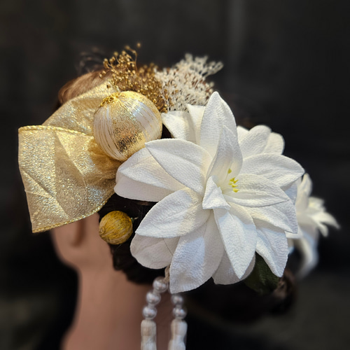 つまみ細工 八重咲ユリの髪飾り (ちりめん)薄ピンク 成人式、卒業式