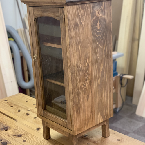 ヒノキ無垢材 ガラスキャビネット ガラスショーケース・食器棚・カフェ