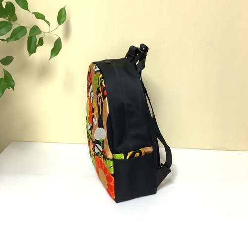 SOLD【一点もの】リメイク帯 上品な着物のリュック／C32