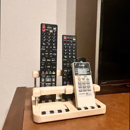 好みに選んでオリジナル、リモコンスタンド】A使用 リモコンラック
