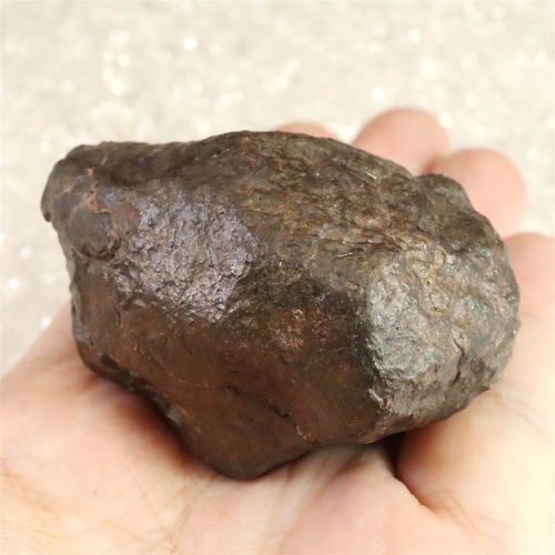 モロッコ産 コンドライト隕石 NWA 石質隕石 58mm原石 121.6g モロッコ産 コンドライト隕石 NWA 石質隕石 58mm原石 121.6g