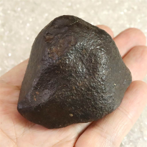 モロッコ産 コンドライト隕石 NWA 石質隕石 56mm原石 139.5g #22015