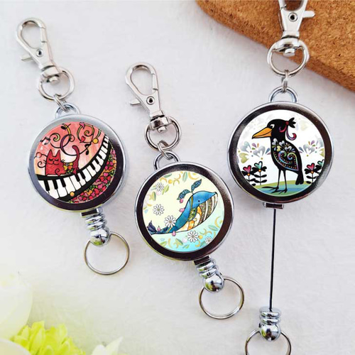 リールキーホルダー かわいい 動物 デザイン 伸びる リール付き 猫