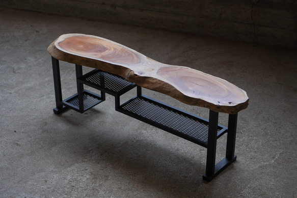 欅 一枚板 ローテーブル 棚が複雑です 