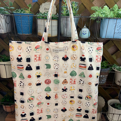 アキアカネお花とふりふり大きめなトートバッグ アキアカネお花とふりふり大きめなトートバッグ アキアカネお花と