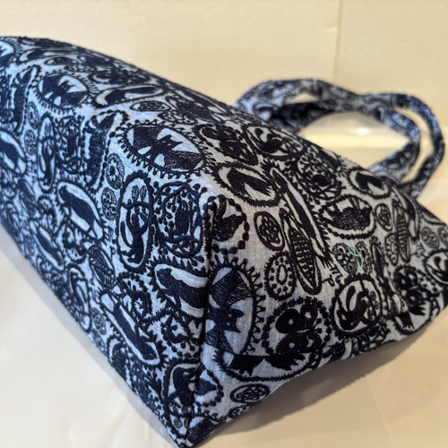 ミナペルホネン 生地使用　jungle relief お散歩バッグ　ハンドメイド ミナペルホネン 生地使用 jungle relief お散歩バッグ ハンドメイド