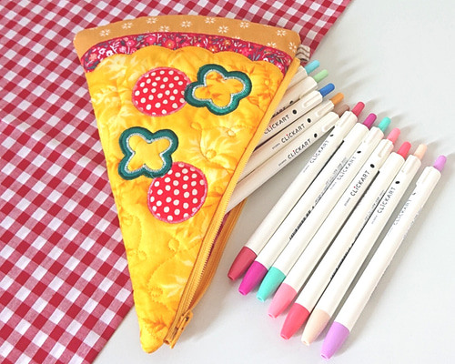 ★222★文房具柄〈黄〉ペンケース☆ハンドメイド 𝙆𝙚𝙥𝙩 / ケプト | .  NEW !! / 推しカラー Kept クリアペン