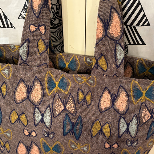 ミナペルホネン*生地使用*パニーニバッグ風トートバッグ*sky flower