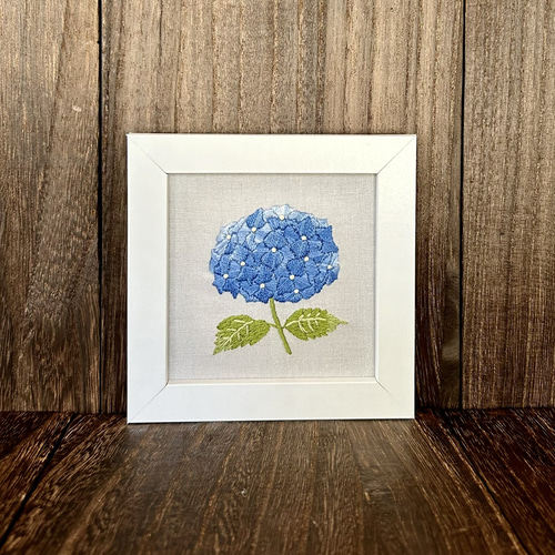 紫陽花の刺繍フレーム 青い梅雨の日 その他インテリア雑貨 Petite