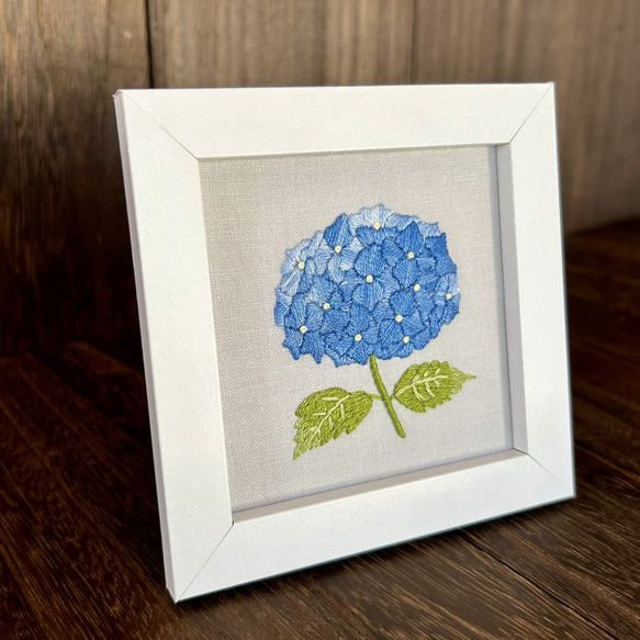 紫陽花の刺繍フレーム 青い梅雨の日 その他インテリア雑貨 Petite