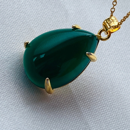 最終価格❗️アンティーク　 グリーンオニキス ネックレス メンズ 透明感のある美しいグリーンオニキスネックレス ネックレス