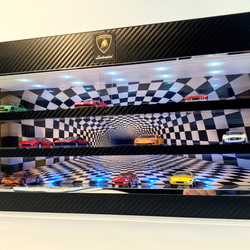 1/64展示50台可・5層式 2種のカーボン・ディスプレーBOX / LED30 1/64展示50台可・5層式 2種のカーボン・ディスプレーBOX / LED30