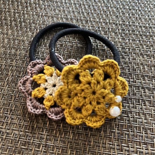 オーダー承ります(⁠^⁠^⁠)手編み✿ヘアゴム No.② レース編み＊ヘアゴム《2個セット》 ヘアゴム じんたん 通販 17958020