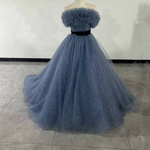 輝きな光彩を放つ ブルーグレー 取り外しオフショルダー キラキラ  